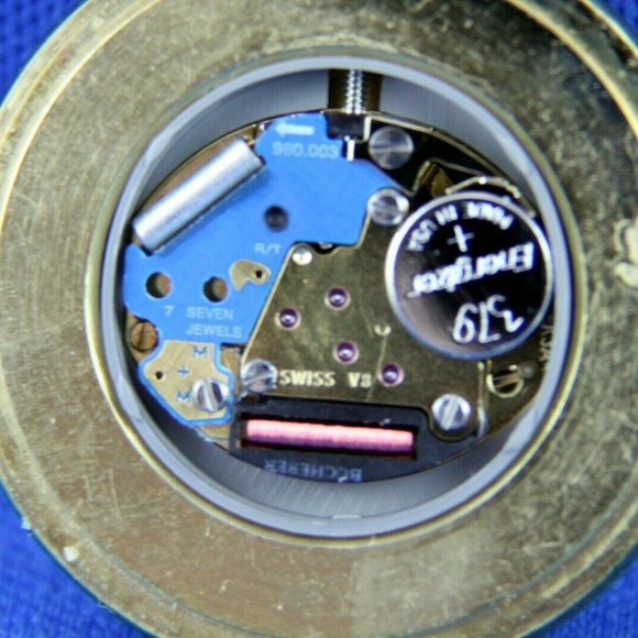 SOLD Vintage Bucherer Swiss Gold Pendant Watch Crystals - Picture 8 of 8